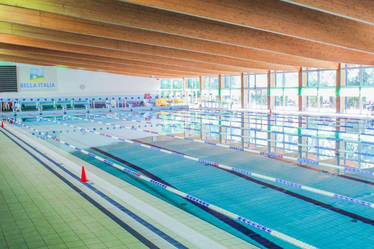 Bella Italia Sport Village Lignano Sabbiadoro Buitenkant foto