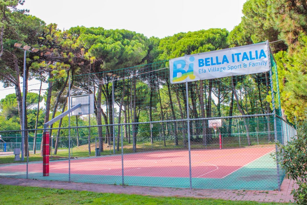 Bella Italia Sport Village Lignano Sabbiadoro Buitenkant foto