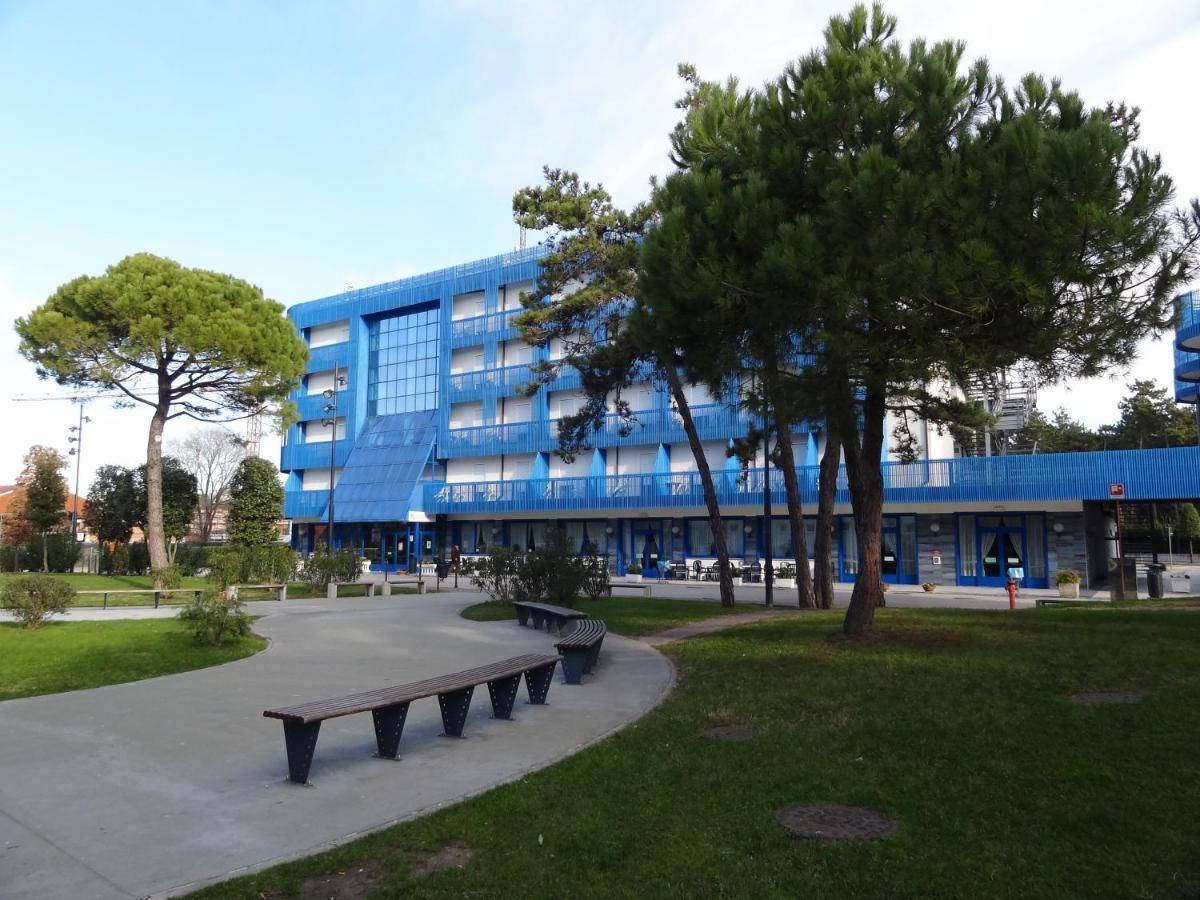 Bella Italia Sport Village Lignano Sabbiadoro Buitenkant foto